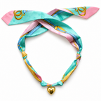The Alex scarf necklace in green with gold heart pendant